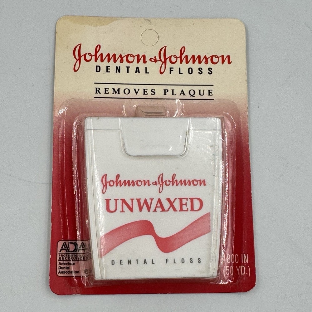 Johnson & Johnson Unwaxed Dental Floss 50 Yd Vintage New Sealed 1991